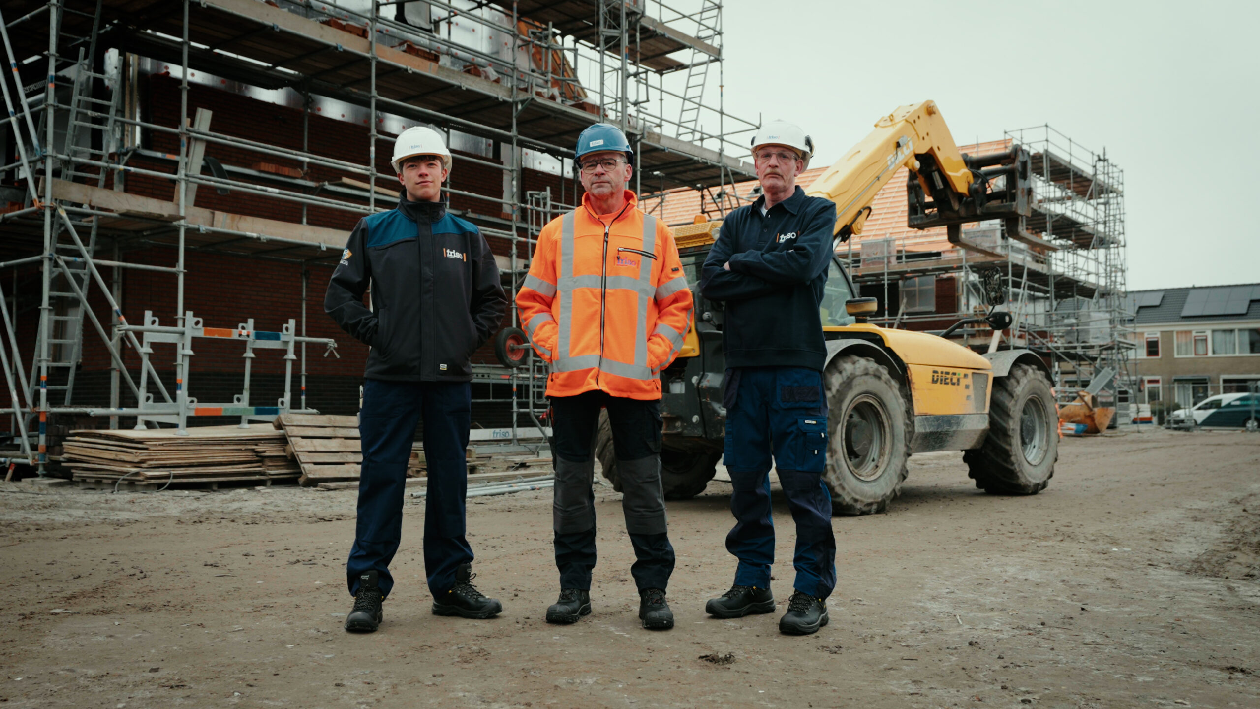 Friso Bouwgroep in bedrijfskleding